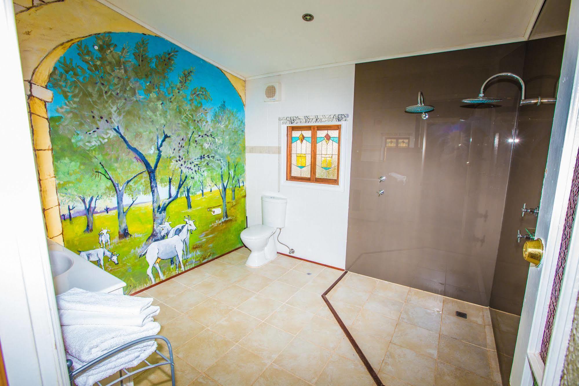 יורק Suites On Avon מראה חיצוני תמונה